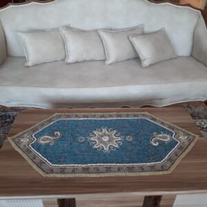 مفرش طاولة ترمه ثلاثي القطع سداسي الشكل مطرز بخيوط سرمه ومزين بالجواهر